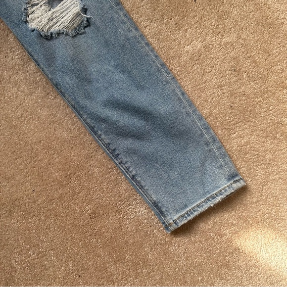 🦋 American Eagle Stretch Short Size 2 Distressed Medium Wash Skinny Jeans - Picture 14 of 15